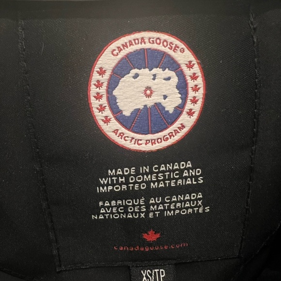 Canada Goose Black Jacket - Picture 3 of 7